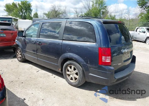 2008 Chrysler Town & Country Touring from USA, damaged, VIN 2A8HR54P38R635253